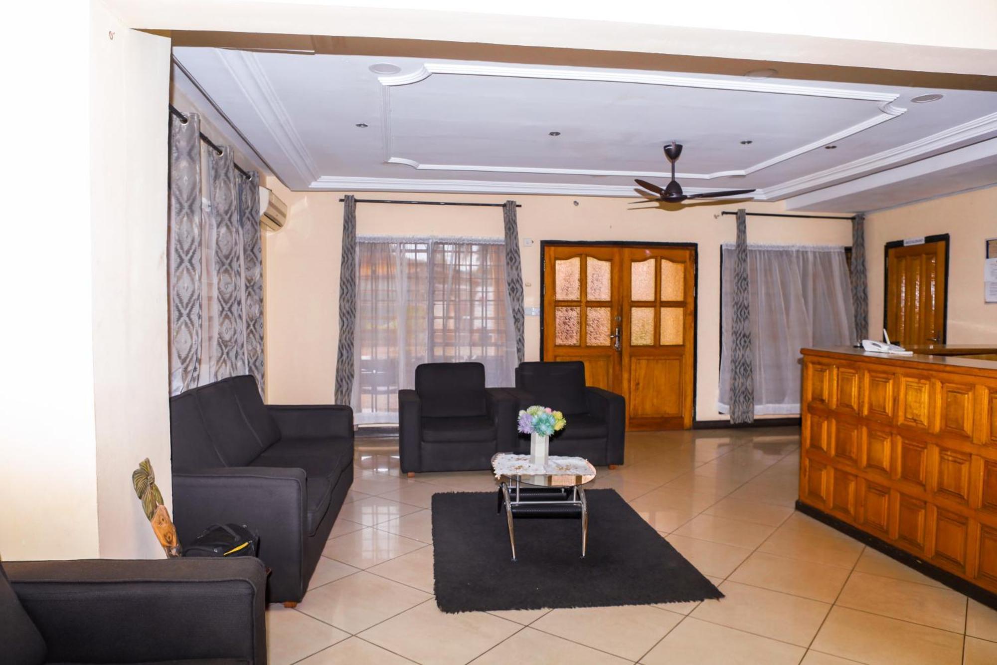 Jenos Hotels Accra Exterior photo