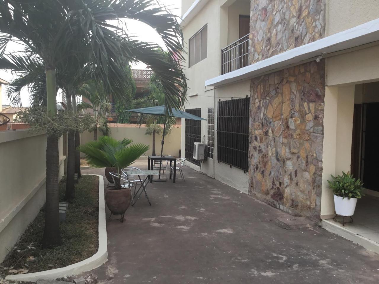 Jenos Hotels Accra Exterior photo